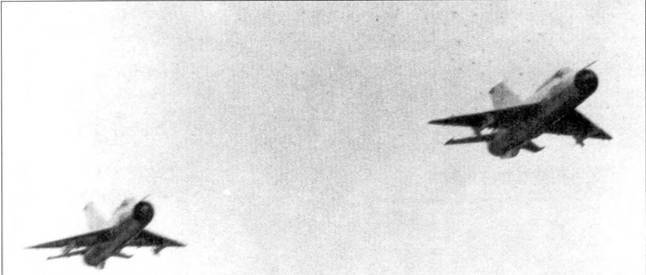 Боевое орименение МиГ-21 во Вьетнаме - _60.jpg