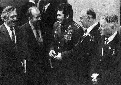 Родина крылья дала - img5FA6.jpg