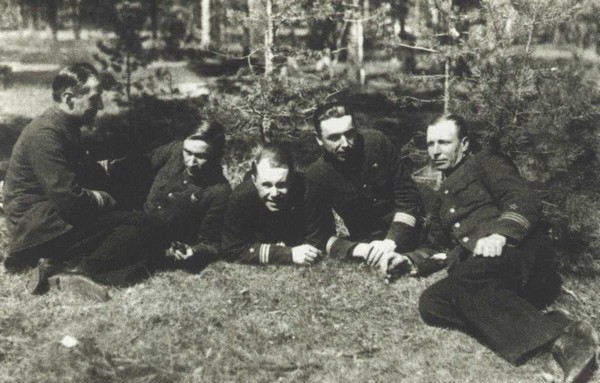 О том, что видел: Воспоминания. Письма - i_029.jpg