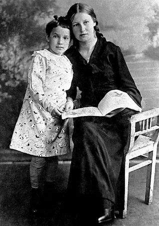 Детская книга войны - Дневники 1941-1945 - CHjornymkarandashomdljaglaz.jpg