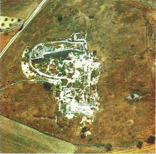Искусство осады. Знаменитые штурмы и осады Античности - i_016.jpg