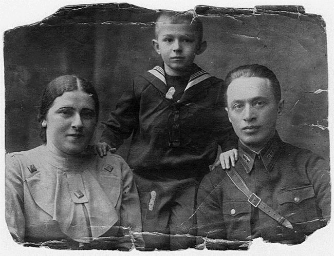 Школа жизни. Воспоминания детей блокадного Ленинграда - i_091.jpg