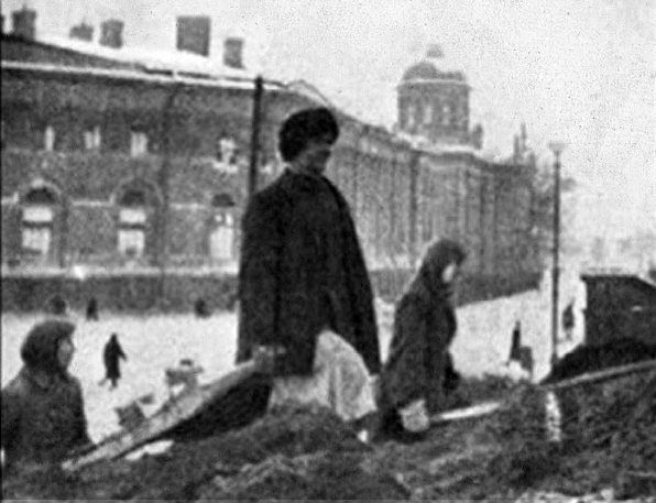 Школа жизни. Воспоминания детей блокадного Ленинграда - i_127.jpg