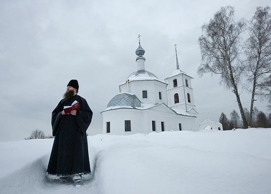 Шесть рассказов про келаря Валериана и его хлопотное послушание - _2.jpg