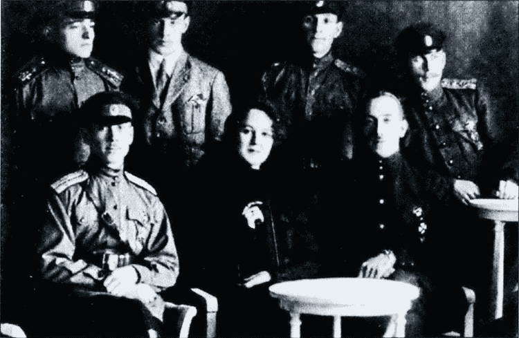 ОГПУ против РОВС. Тайная война в Париже. 1924-1939 гг. - i_051.jpg