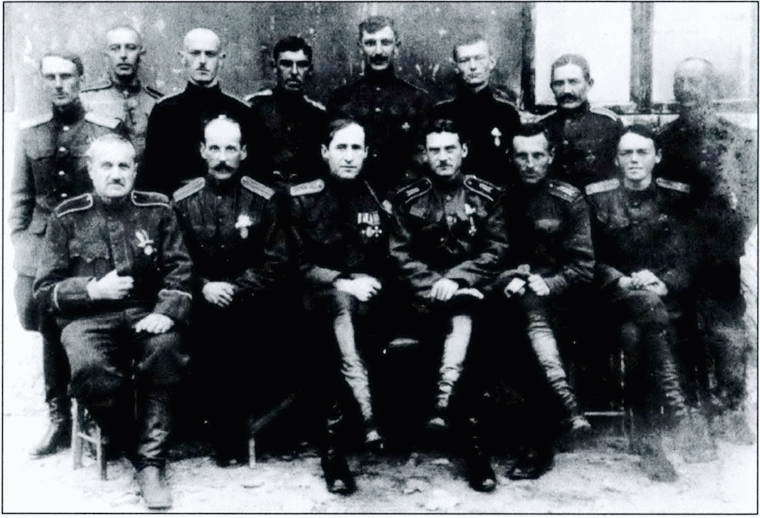 ОГПУ против РОВС. Тайная война в Париже. 1924-1939 гг. - i_057.jpg