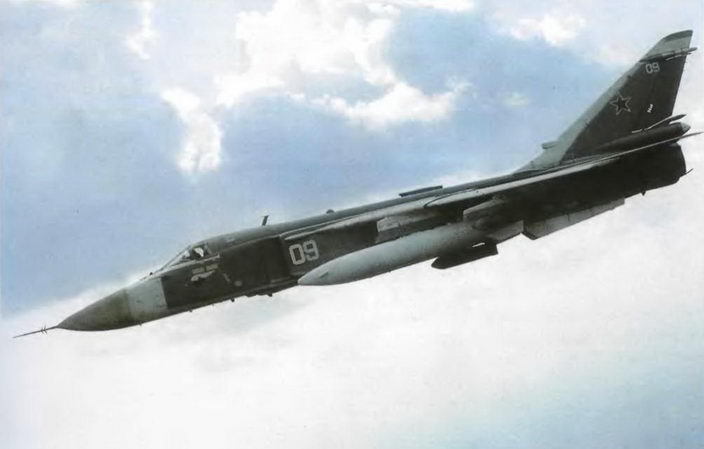 Энциклопедия современной военной авиации 1945 – 2002 ч 3 Фотоколлекция - pic_29.jpg