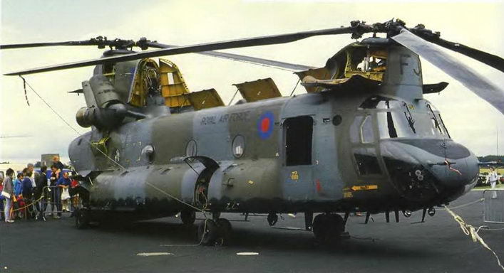 Энциклопедия современной военной авиации 1945 – 2002 ч 3 Фотоколлекция - pic_256.jpg