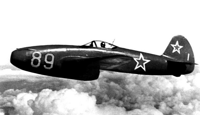 Реактивные первенцы СССР – МиГ-9, Як-15, Су-9, Ла-150, Ту-12, Ил-22 - i_034.jpg