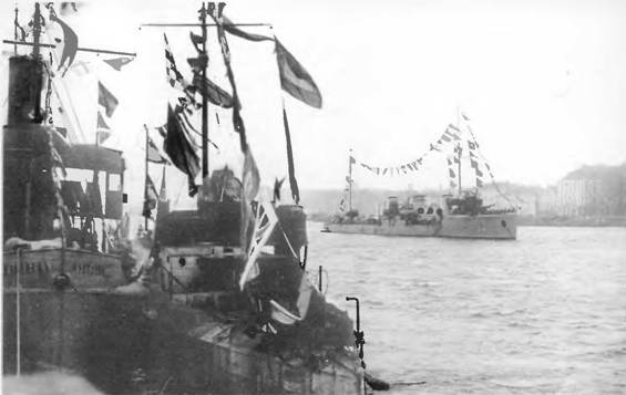 Эскадренные миноносцы типа "Новик" в ВМФ СССР - pic_97.jpg