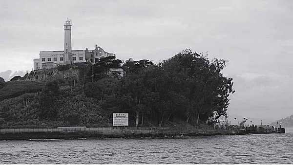 Хочу жить на Западе! О мифах и рифах заграничной жизни (СИ) - i_022.jpg