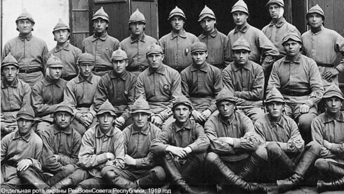 Между Сциллой и Харибдой (СИ) - i_032.jpg